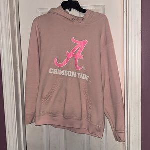 A University of Alabama Crimson Tide Pull Over.